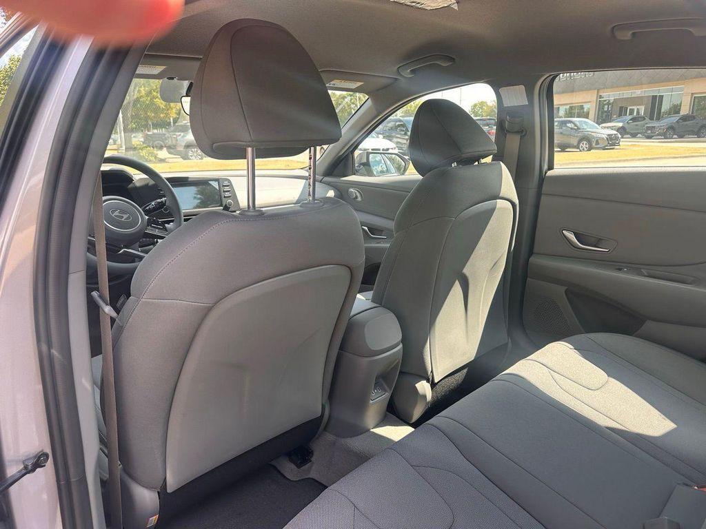 new 2025 Hyundai Elantra car, priced at $21,290