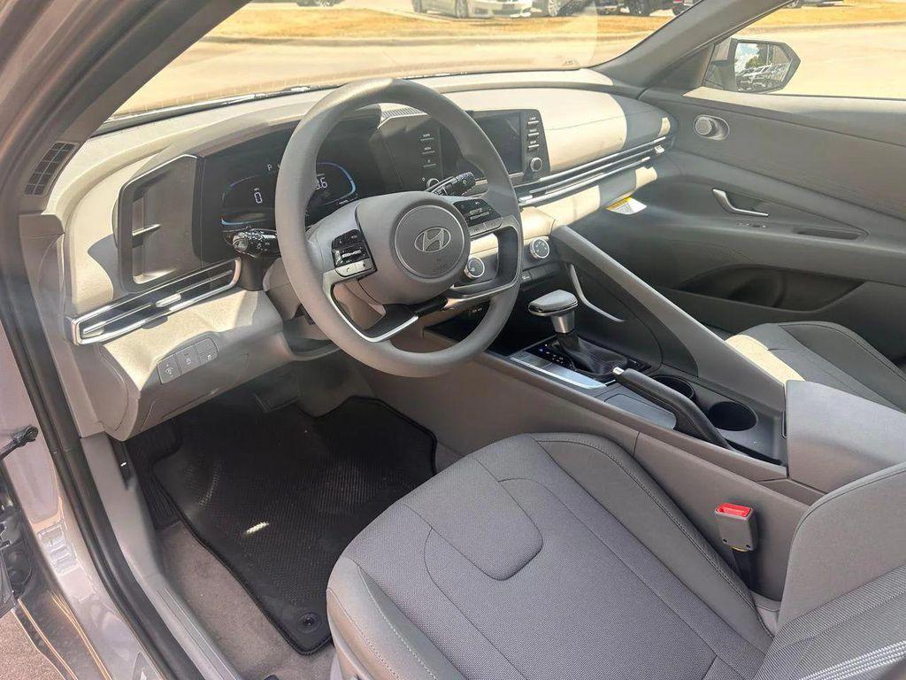 new 2025 Hyundai Elantra car, priced at $21,290