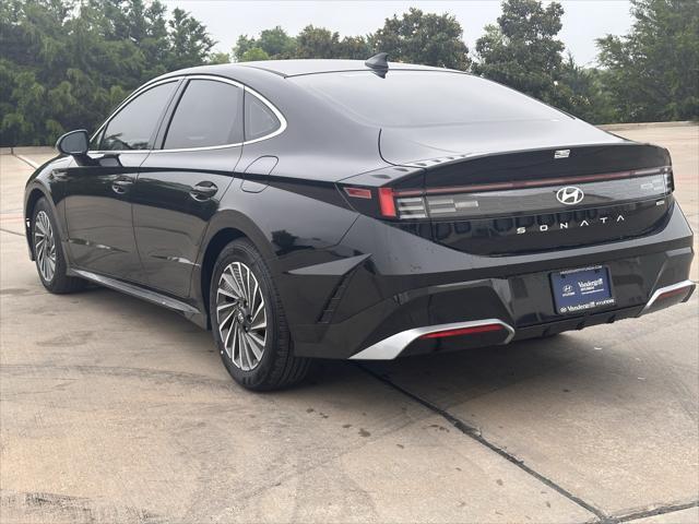 new 2025 Hyundai Sonata Hybrid car, priced at $30,817