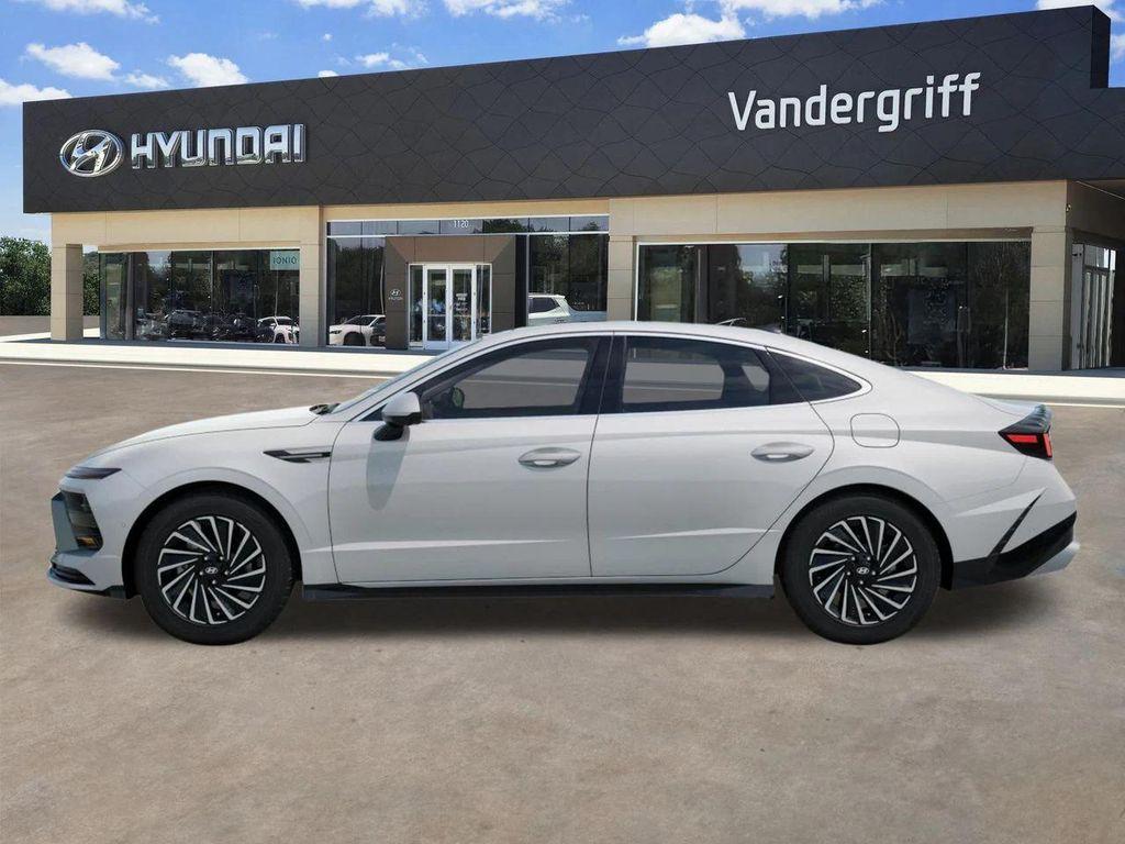 new 2026 Hyundai Sonata Hybrid car, priced at $39,425