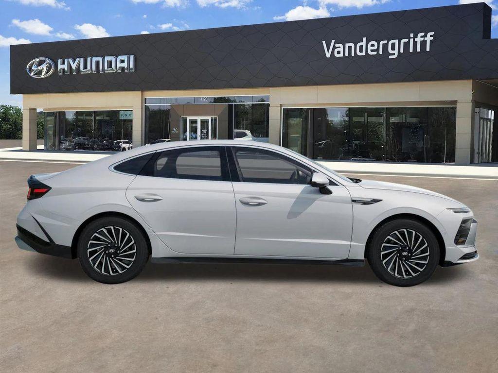 new 2026 Hyundai Sonata Hybrid car, priced at $39,425