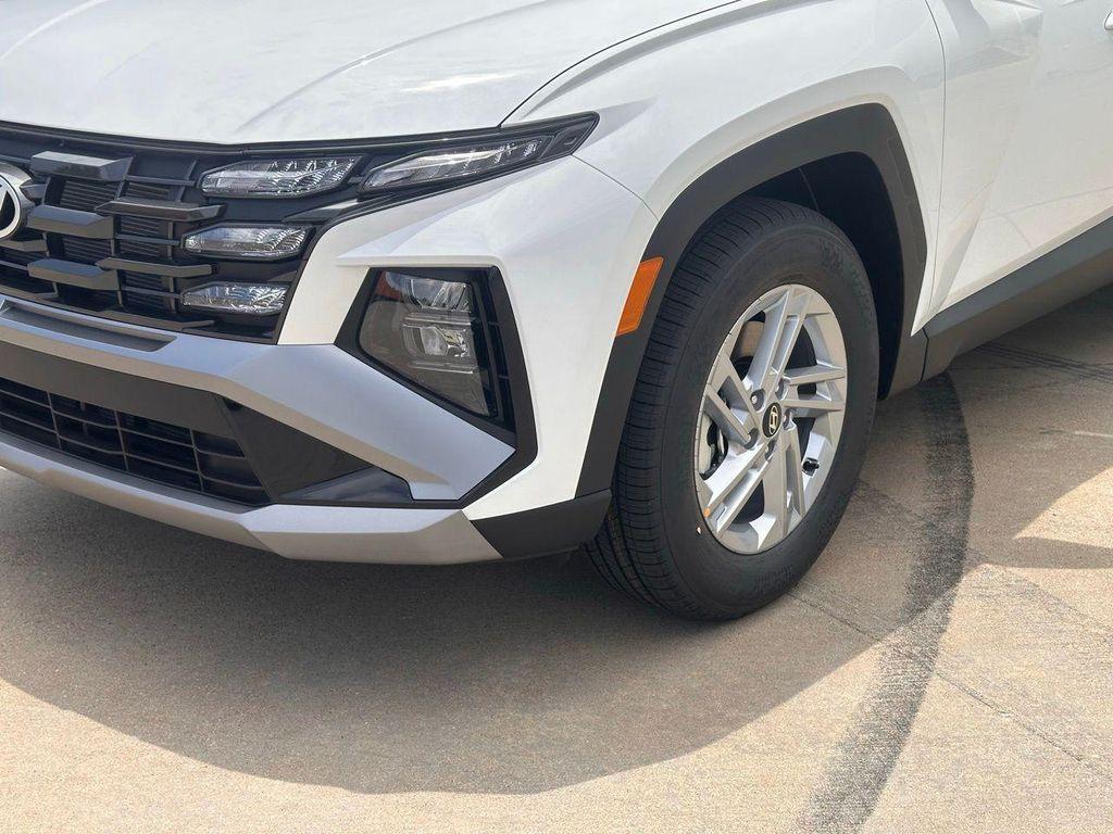new 2025 Hyundai Tucson car, priced at $25,552
