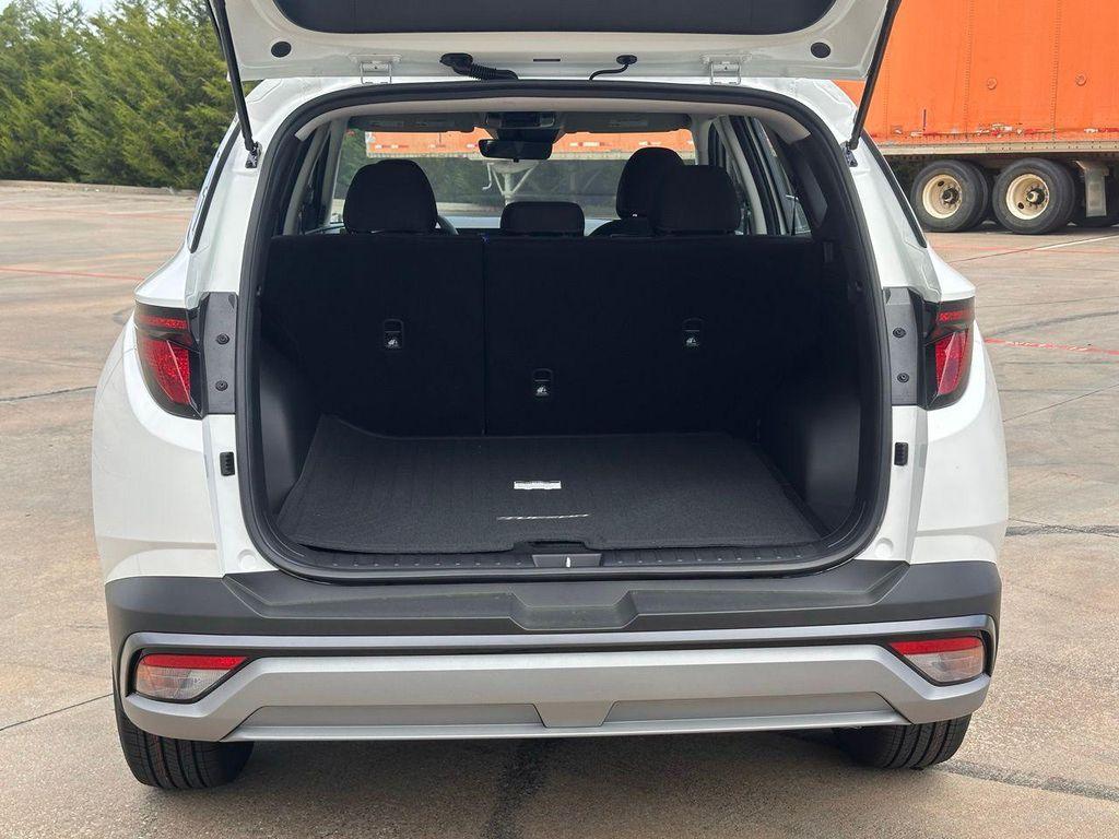 new 2025 Hyundai Tucson car, priced at $25,552