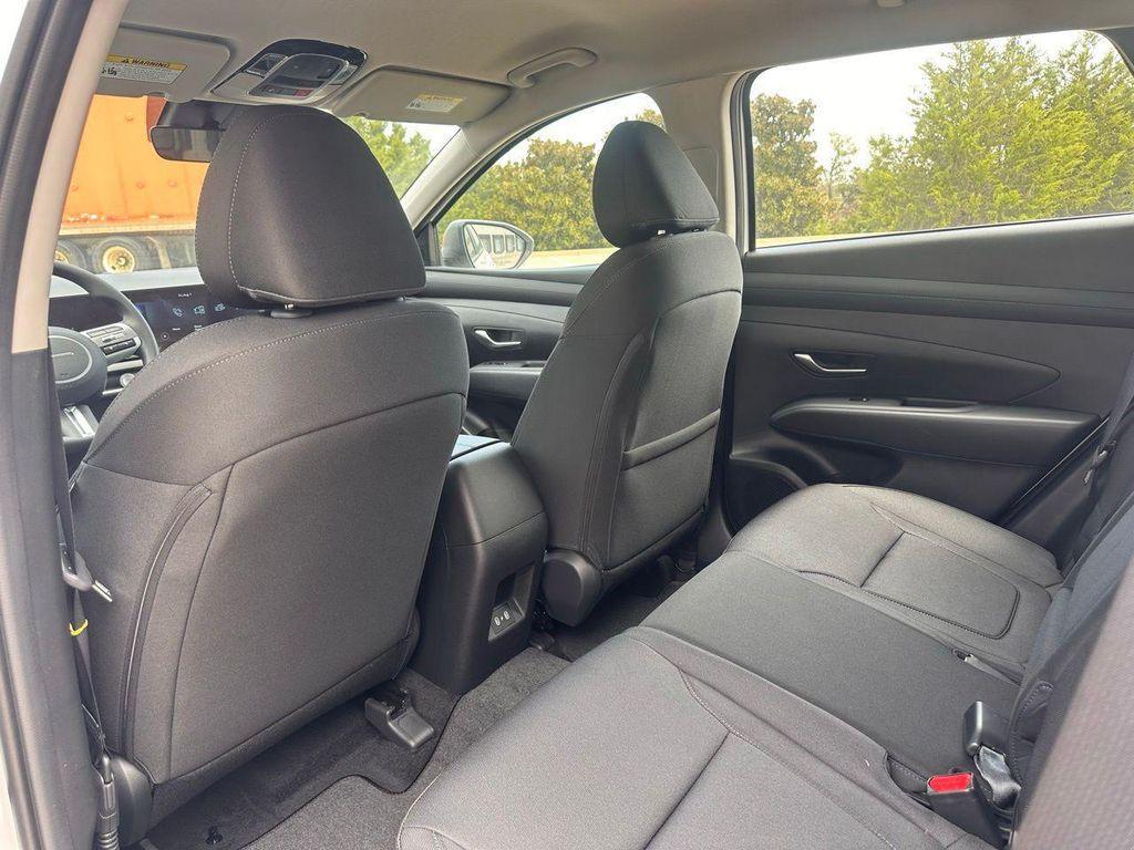 new 2025 Hyundai Tucson car, priced at $25,552
