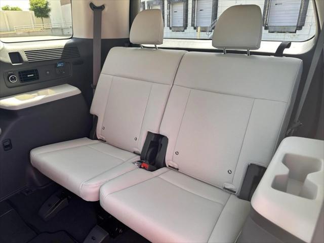 new 2025 Hyundai Santa Fe car, priced at $45,101