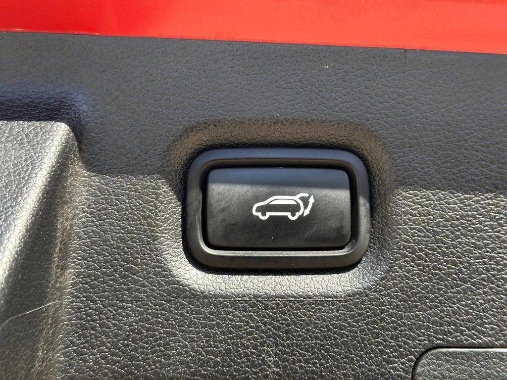 used 2023 Hyundai Santa Fe car, priced at $18,618