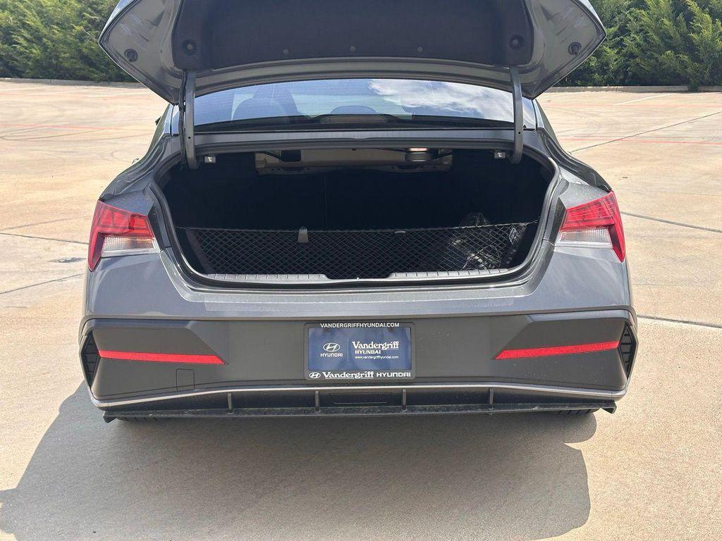 new 2025 Hyundai Elantra car, priced at $31,077