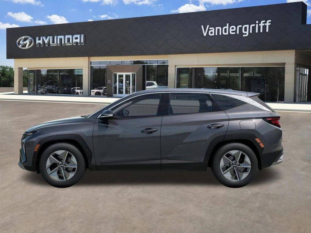 new 2026 Hyundai TUCSON Hybrid car, priced at $32,474