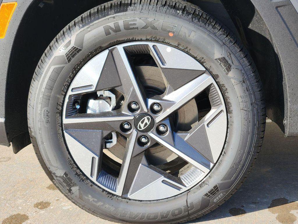 new 2026 Hyundai TUCSON Hybrid car, priced at $32,474