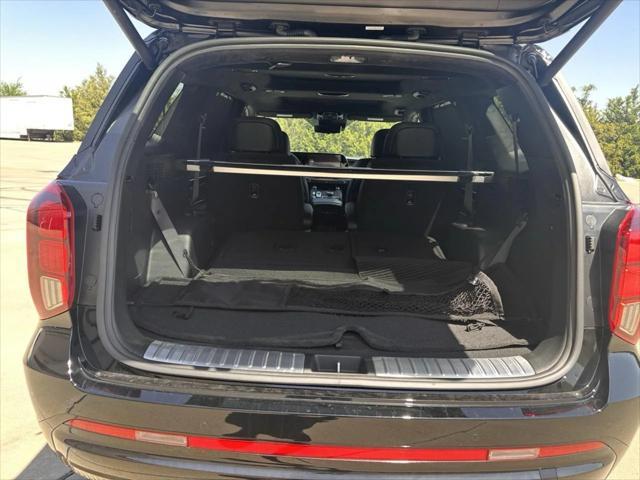 new 2025 Hyundai Palisade car, priced at $52,499
