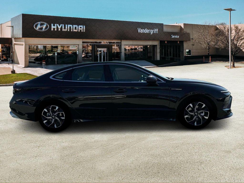 new 2025 Hyundai Sonata car, priced at $25,065