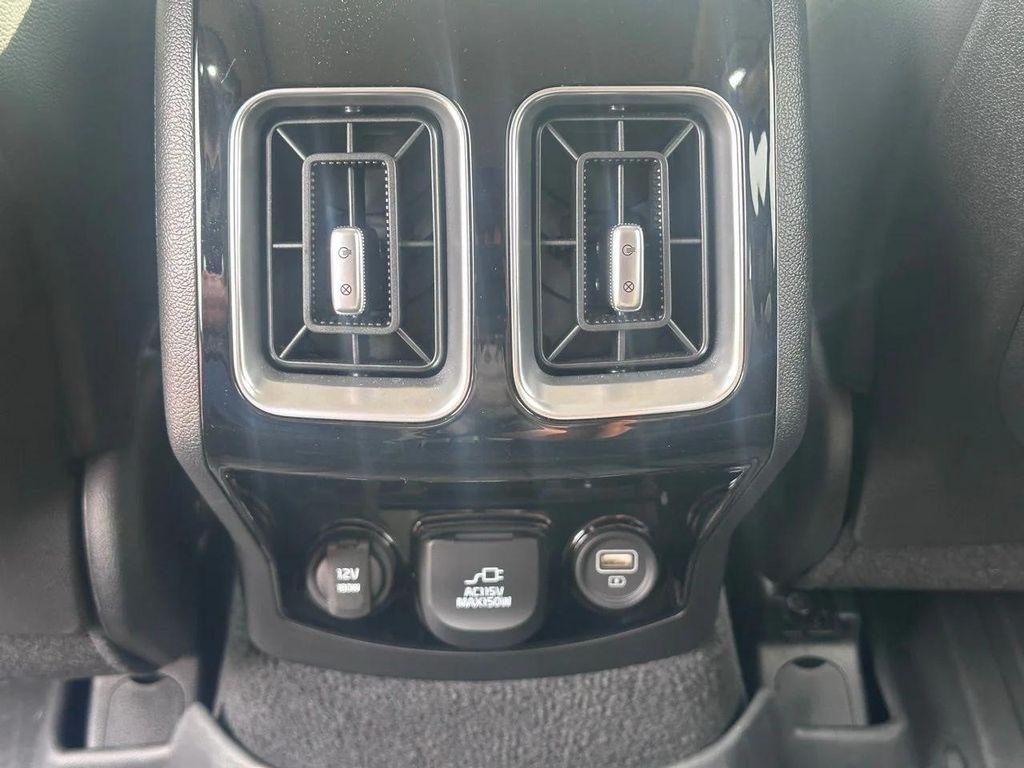 used 2023 Kia Sorento car, priced at $36,700
