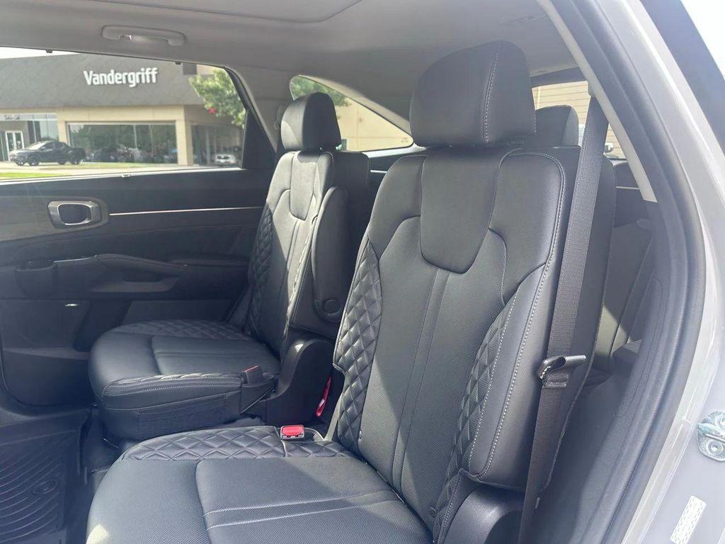 used 2023 Kia Sorento car, priced at $36,700