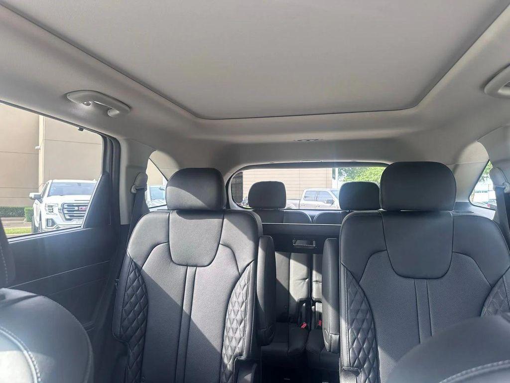 used 2023 Kia Sorento car, priced at $36,700