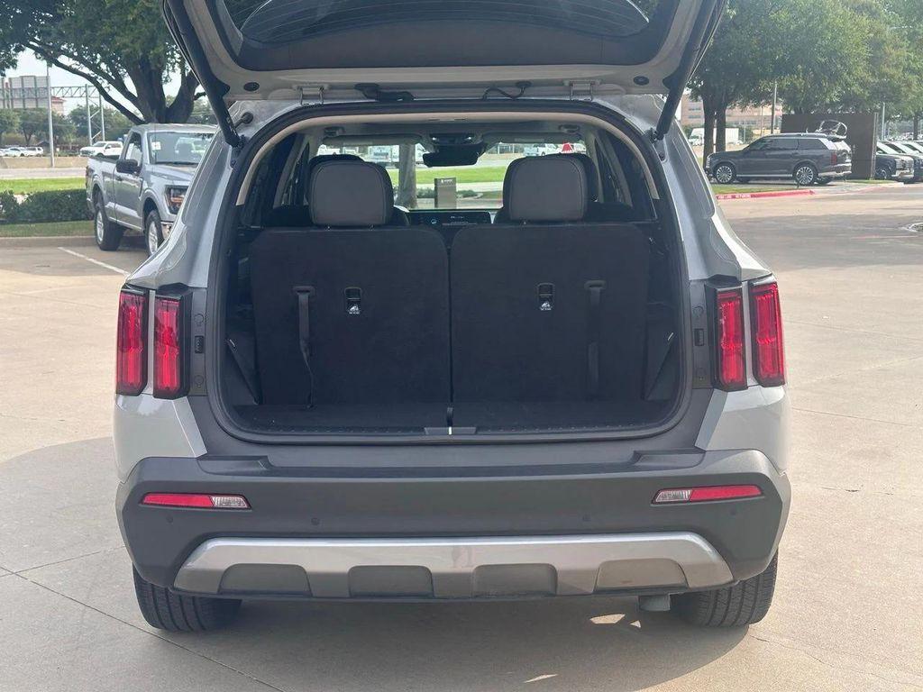 used 2023 Kia Sorento car, priced at $36,700