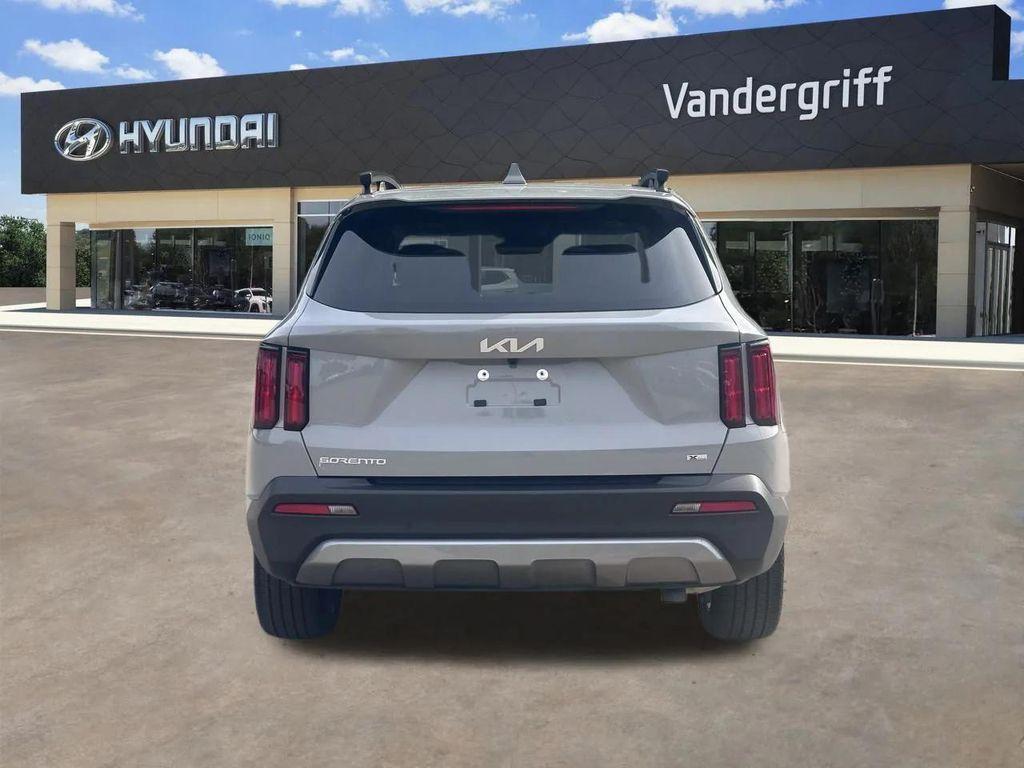 used 2023 Kia Sorento car, priced at $36,700