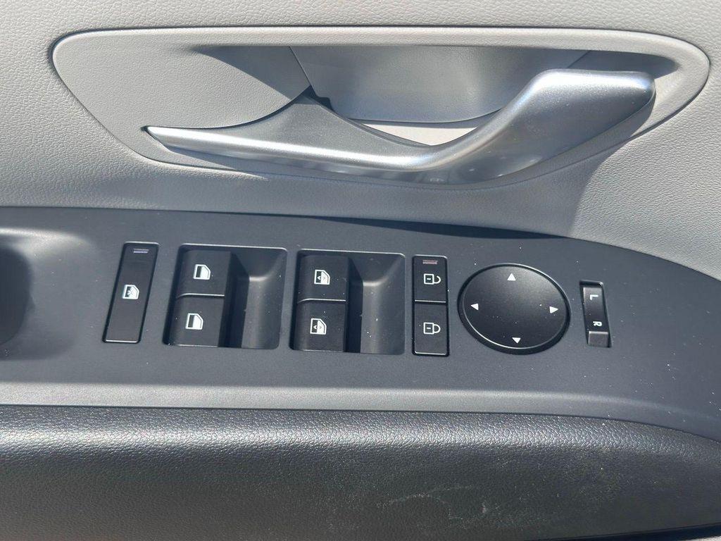 new 2025 Hyundai Tucson car, priced at $27,752