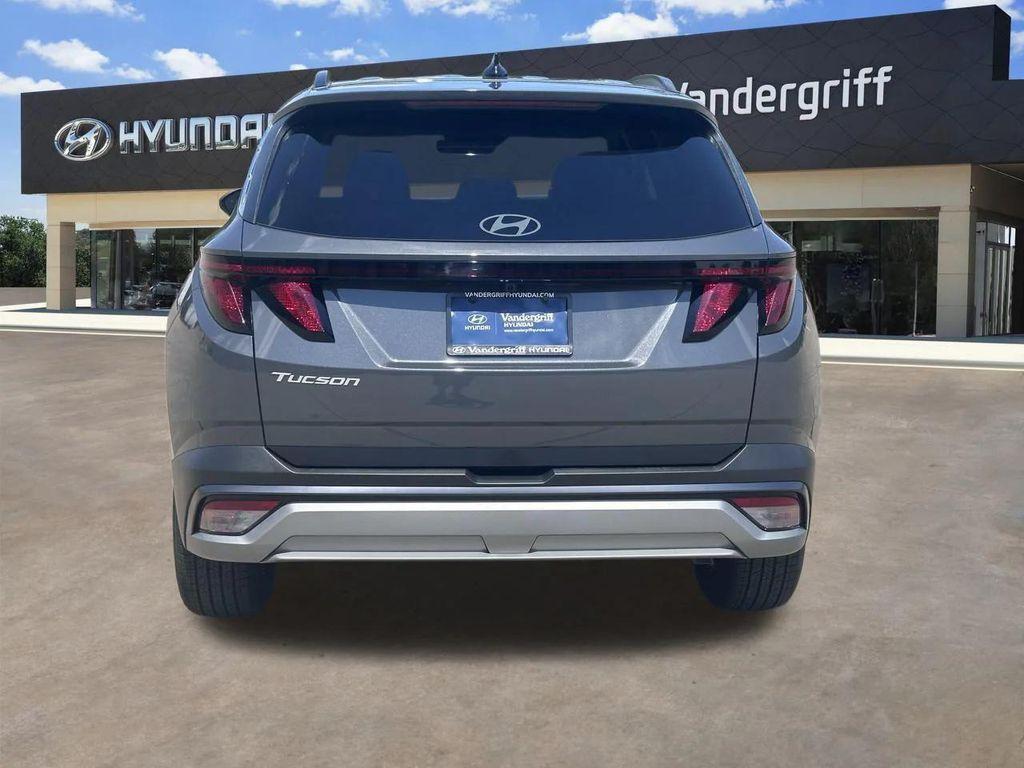 new 2025 Hyundai Tucson car, priced at $27,752