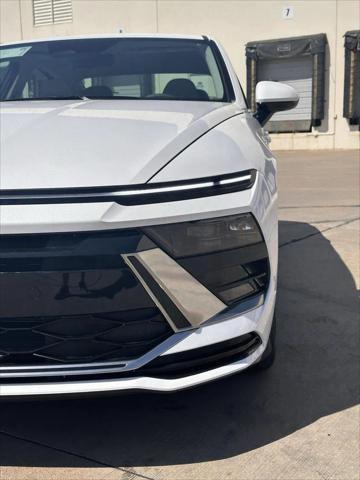 new 2025 Hyundai Sonata Hybrid car, priced at $32,980