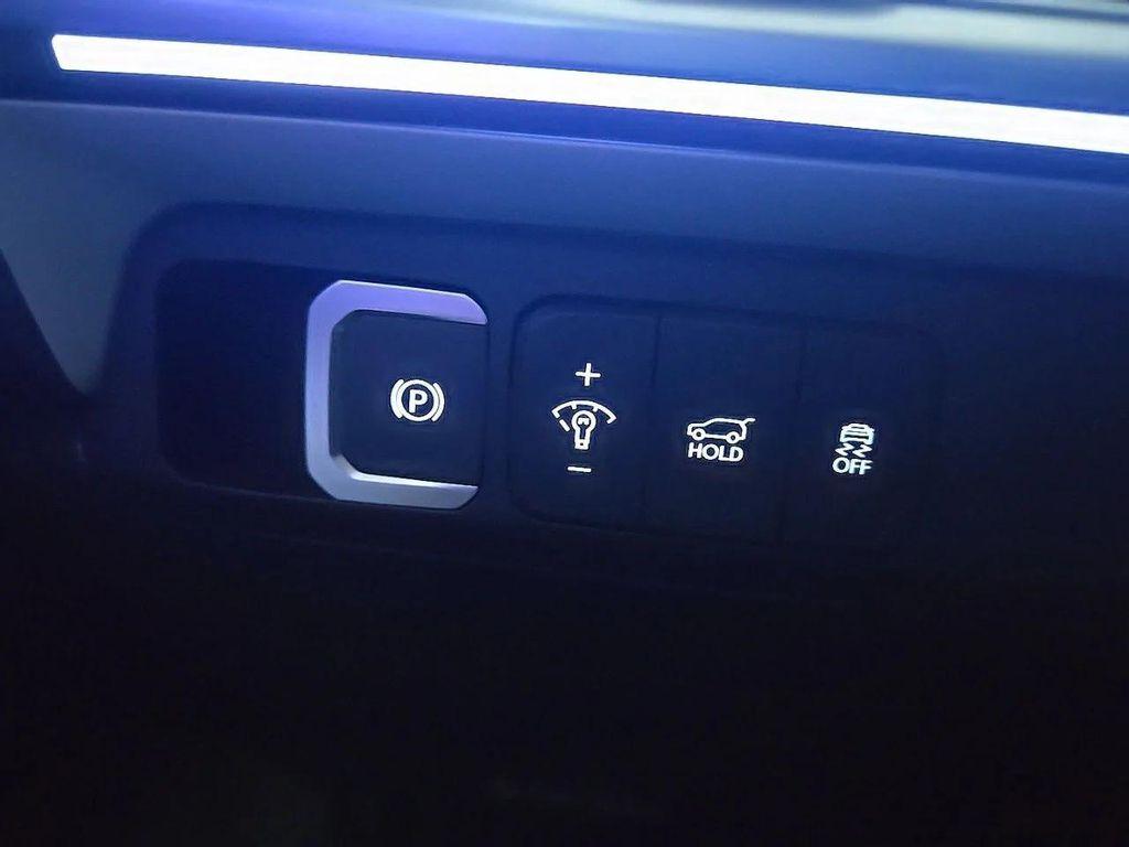 used 2025 Hyundai SANTA FE HEV car, priced at $45,613