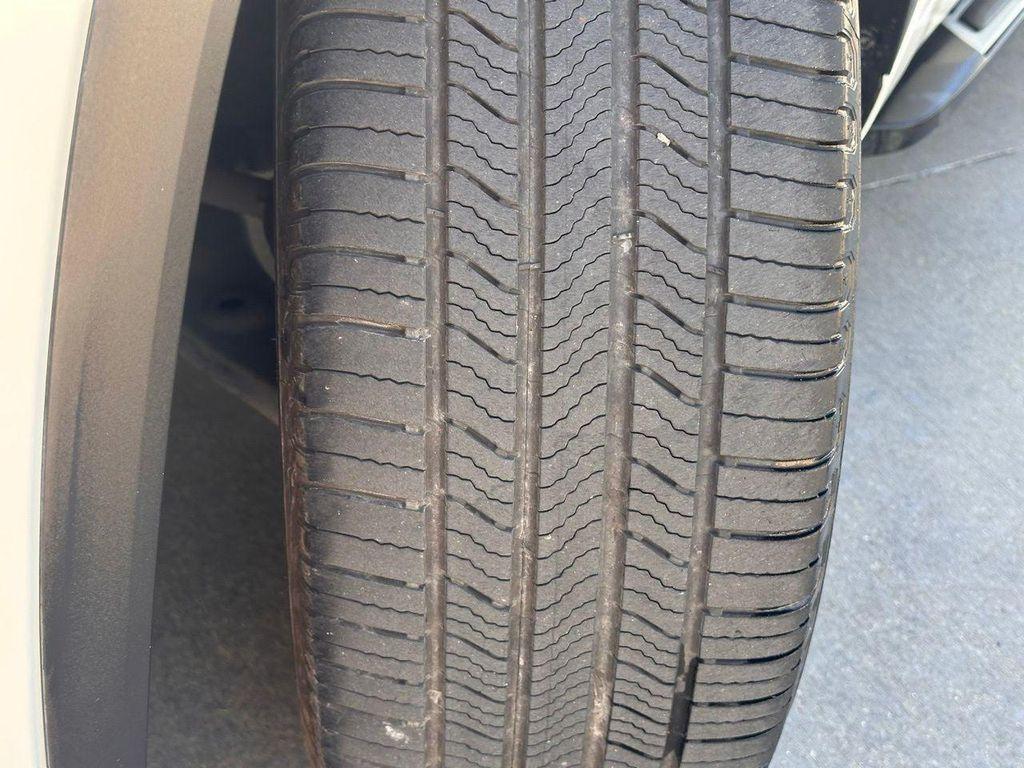 used 2020 Toyota Highlander car, priced at $29,225