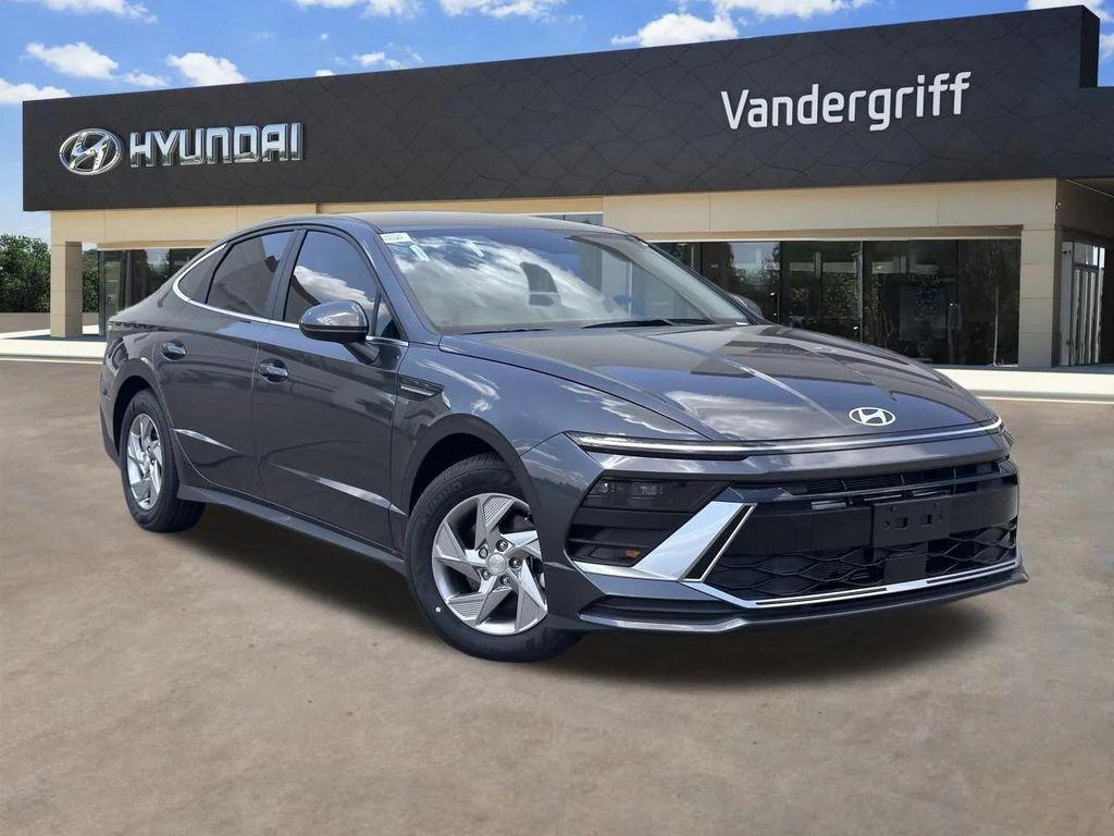 new 2025 Hyundai Sonata car, priced at $25,600