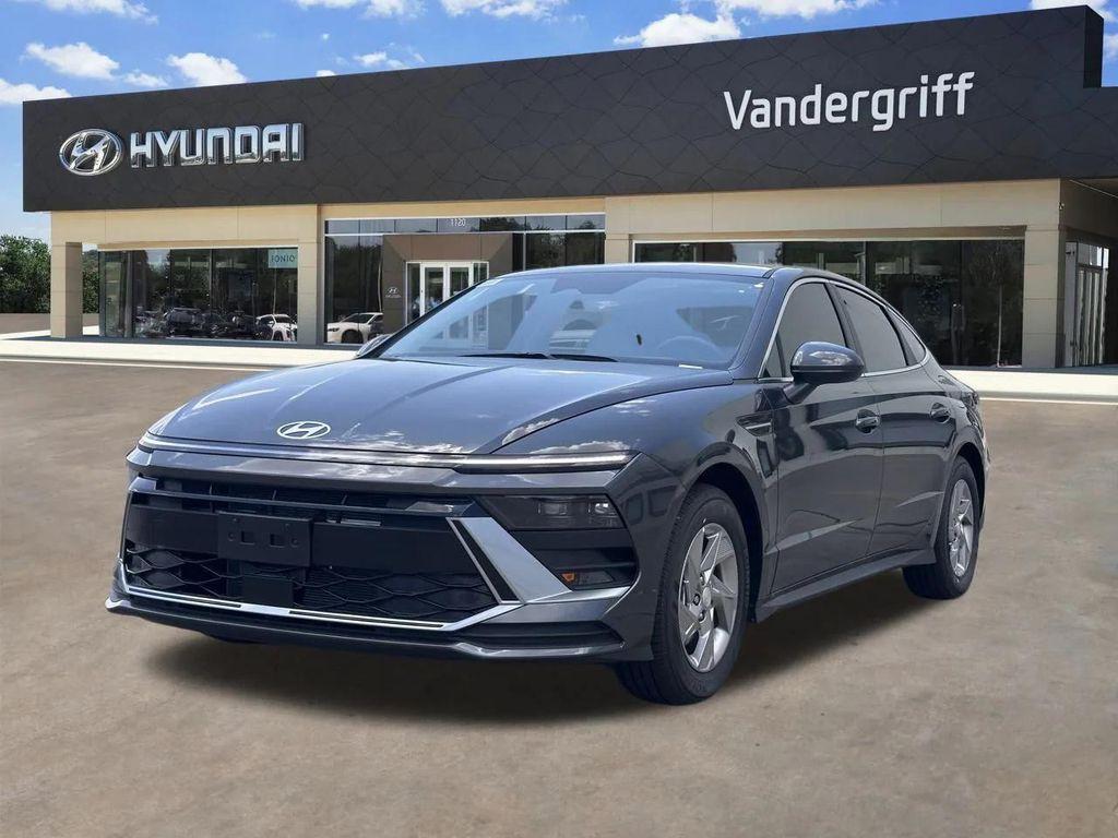 new 2025 Hyundai Sonata car, priced at $25,600