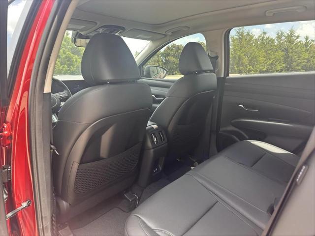 new 2025 Hyundai TUCSON Hybrid car, priced at $38,497