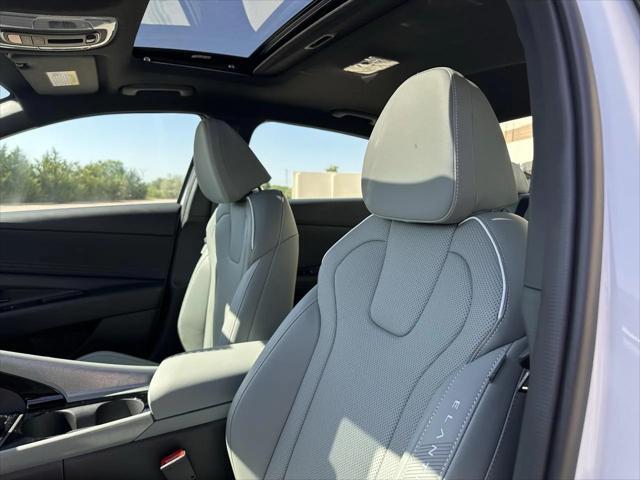 new 2025 Hyundai Elantra car, priced at $30,566