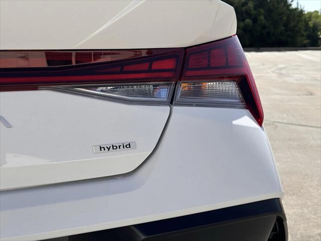 new 2025 Hyundai Elantra car, priced at $30,566