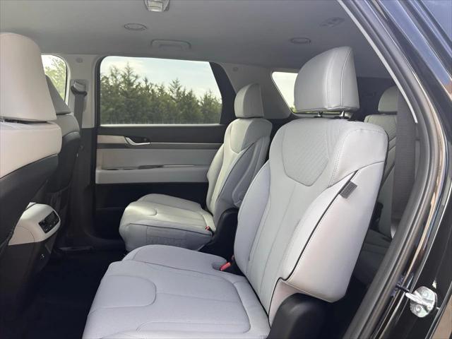 new 2025 Hyundai Palisade car, priced at $40,963