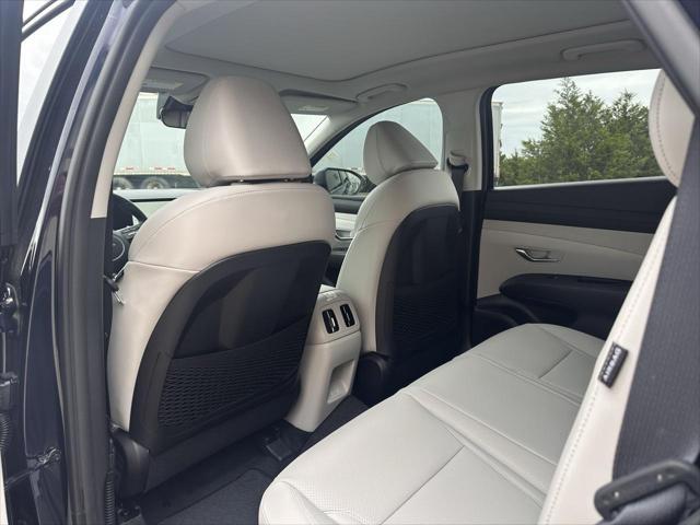 new 2025 Hyundai TUCSON Hybrid car, priced at $37,888