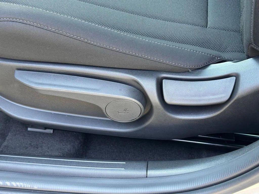 new 2025 Hyundai Elantra car, priced at $21,290