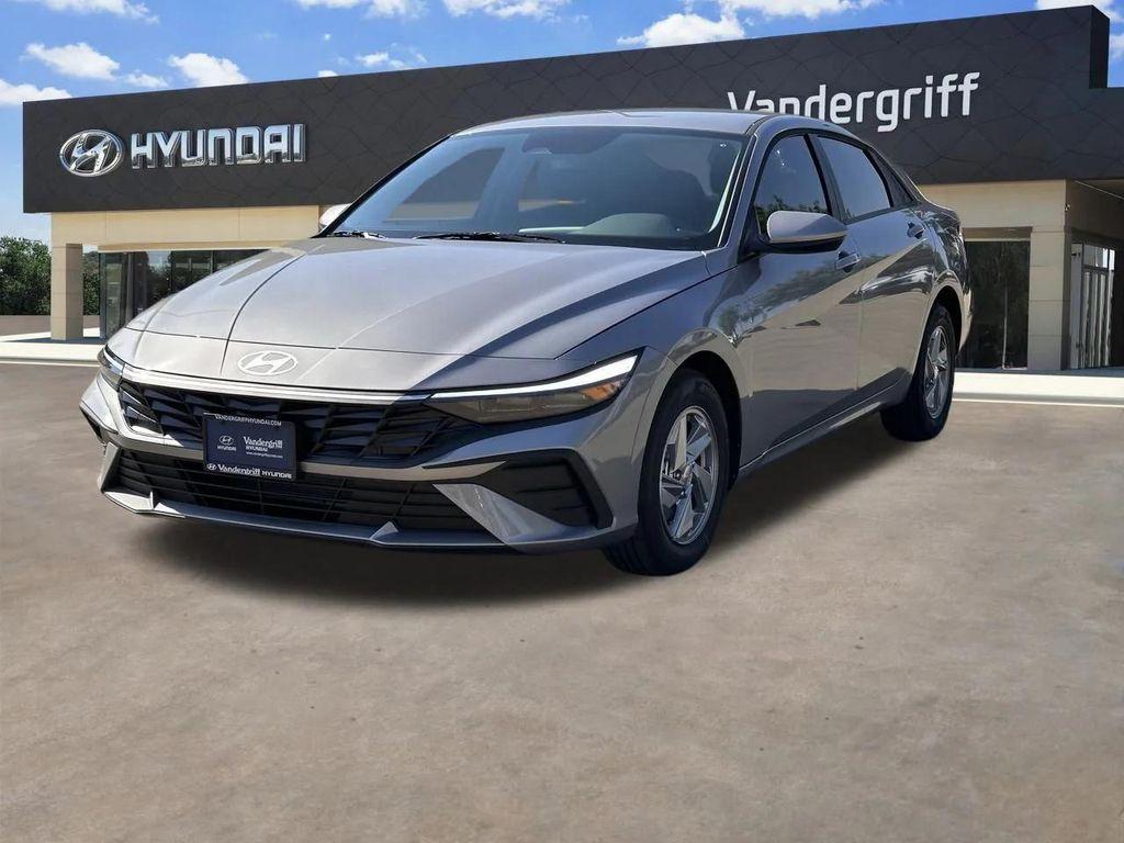 new 2025 Hyundai Elantra car, priced at $21,290