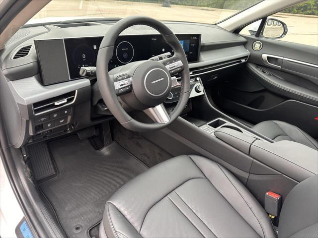 new 2025 Hyundai Sonata Hybrid car, priced at $39,313