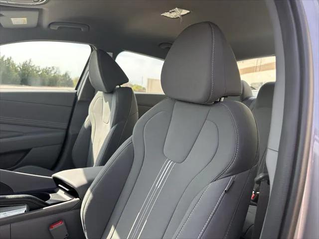 new 2025 Hyundai Elantra car, priced at $23,058