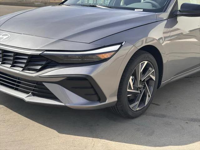 new 2025 Hyundai Elantra car, priced at $23,058