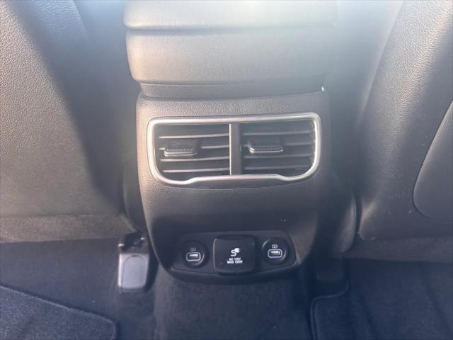 used 2023 Hyundai Santa Fe car, priced at $31,318