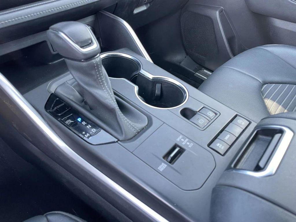 used 2022 Toyota Highlander car, priced at $32,890