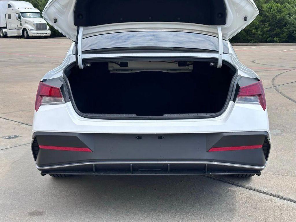 new 2025 Hyundai Elantra car, priced at $25,034