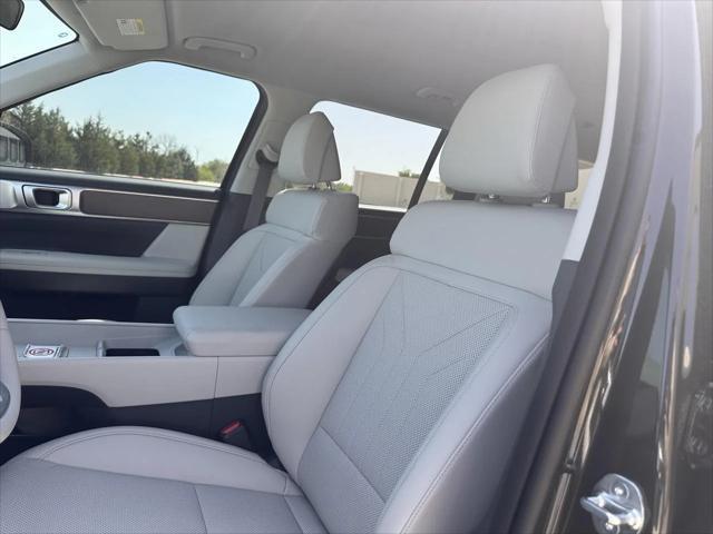 new 2025 Hyundai Santa Fe car, priced at $35,966