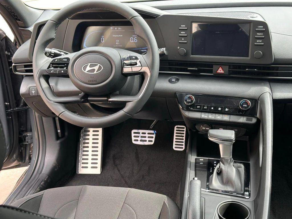 new 2025 Hyundai Elantra car, priced at $21,900