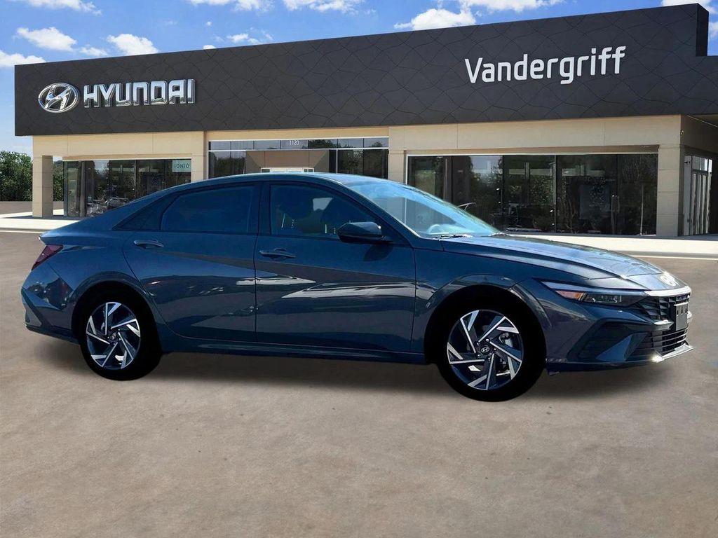 new 2025 Hyundai Elantra car, priced at $21,150