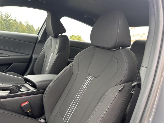 new 2025 Hyundai Elantra car, priced at $21,900