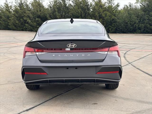 new 2025 Hyundai Elantra car, priced at $21,900