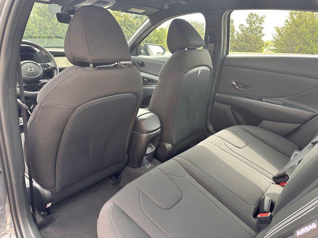 new 2025 Hyundai Elantra car, priced at $21,900