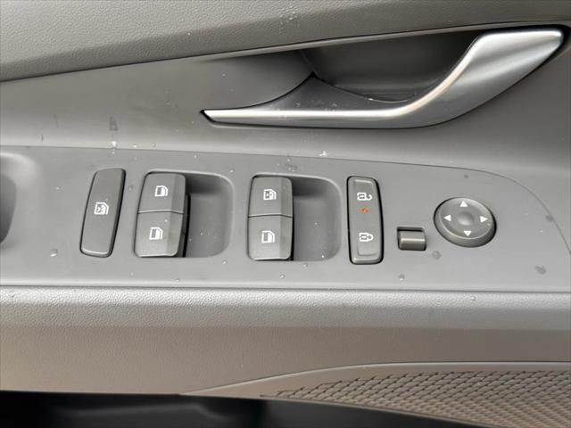 used 2024 Hyundai Elantra car