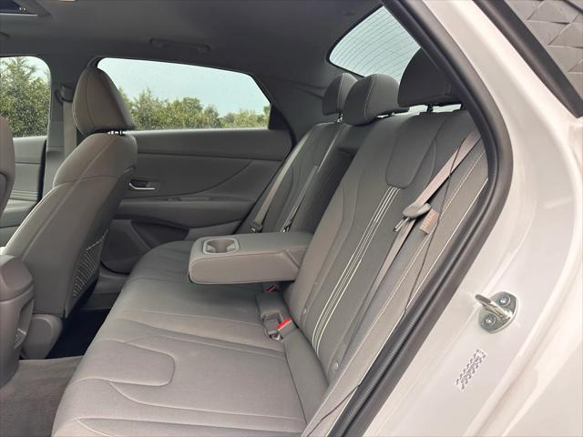 used 2024 Hyundai Elantra car