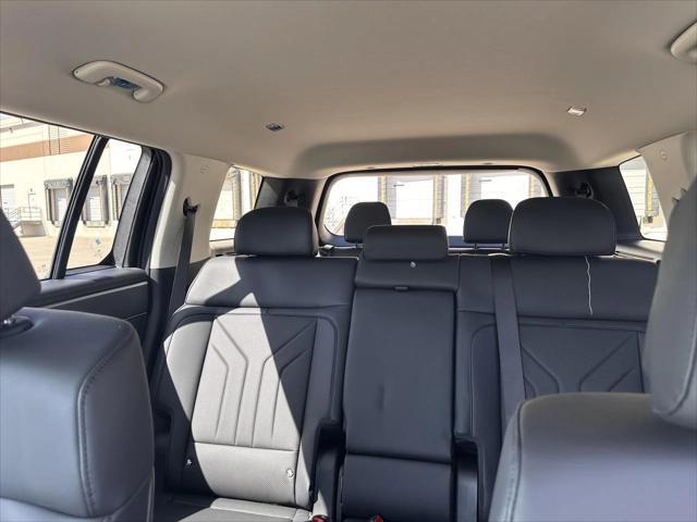 new 2025 Hyundai Santa Fe car, priced at $35,579