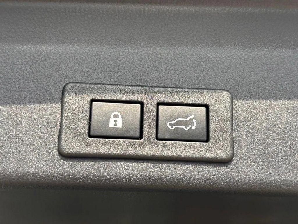 used 2024 Subaru Ascent car, priced at $28,333